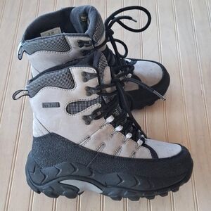 Cabela's Dry Plus 83-0235 Thinsulate Ultra Insulation Hiking Boots Womens Size5D